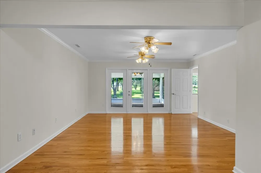 378 Crimson Dr Winchester, TN 37398