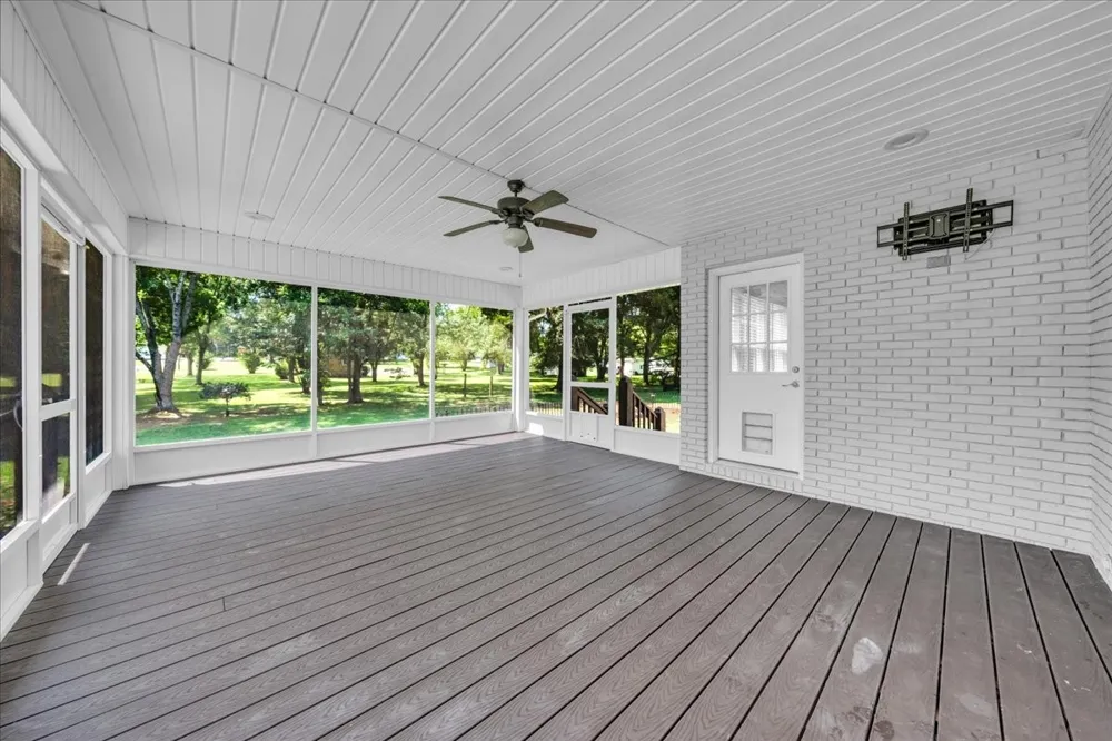 378 Crimson Dr Winchester, TN 37398