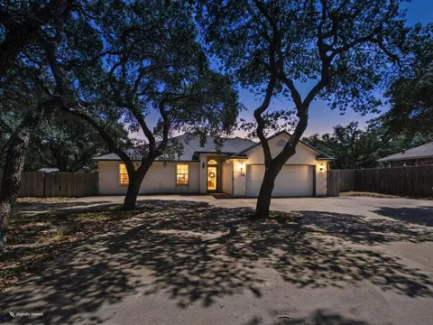 113 Oak Tree