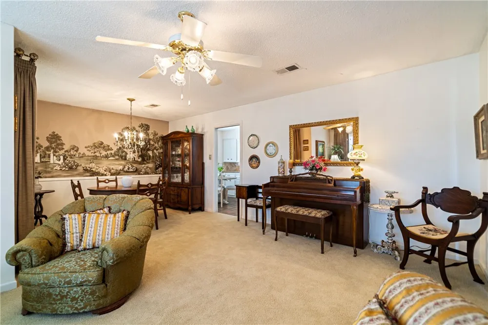 610 Carmel Parkway Corpus Christi, TX 78411