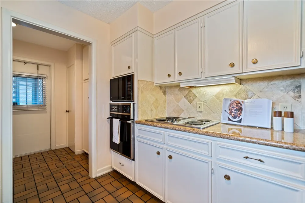 610 Carmel Parkway Corpus Christi, TX 78411