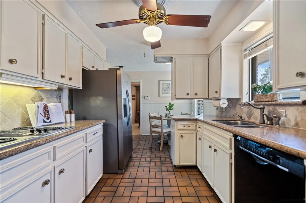 610 Carmel Parkway Corpus Christi, TX 78411