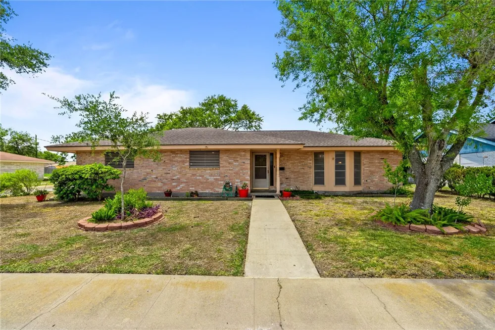3341 LYNNWOOD LANE Corpus Christi, TX 78415