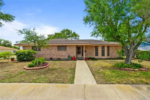 3341 LYNNWOOD LANE