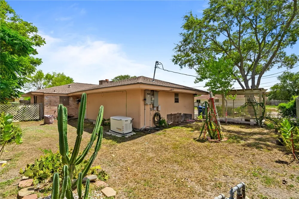 3341 LYNNWOOD LANE Corpus Christi, TX 78415
