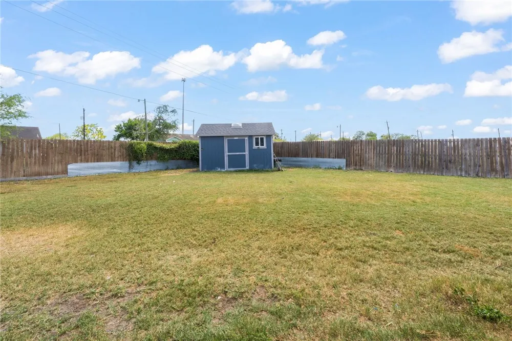 1701 Dr Ben Vela Drive Corpus Christi, TX 78410