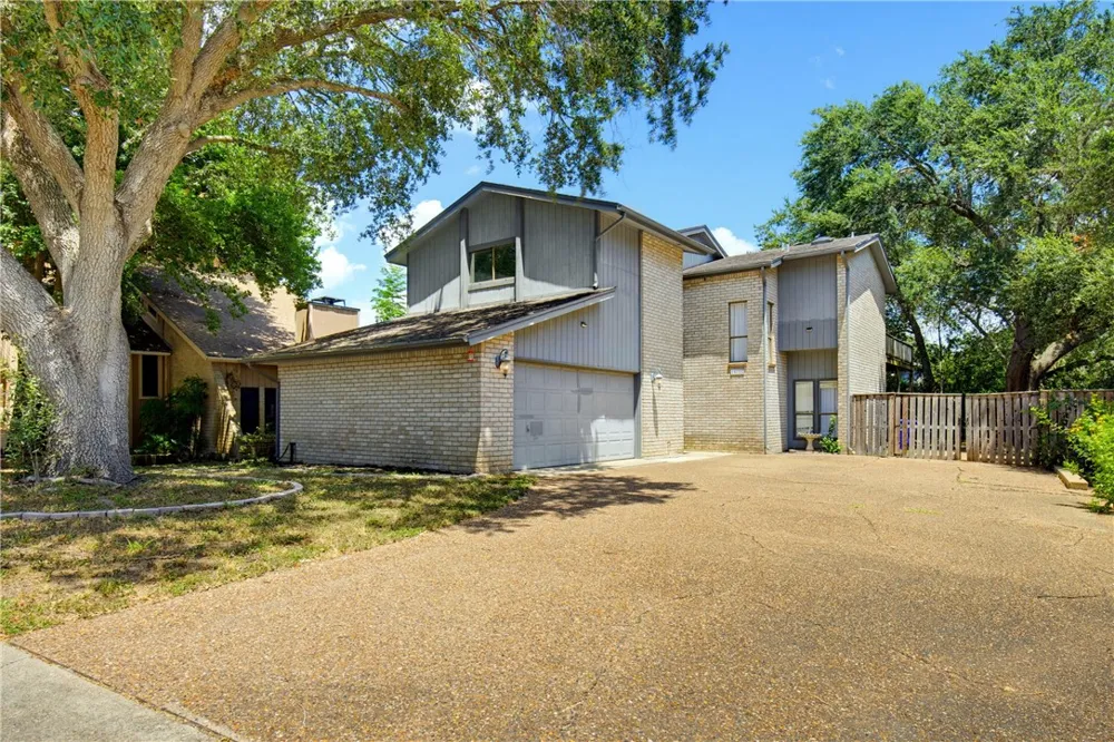 14732 Prairie Creek Drive Corpus Christi, TX 78410