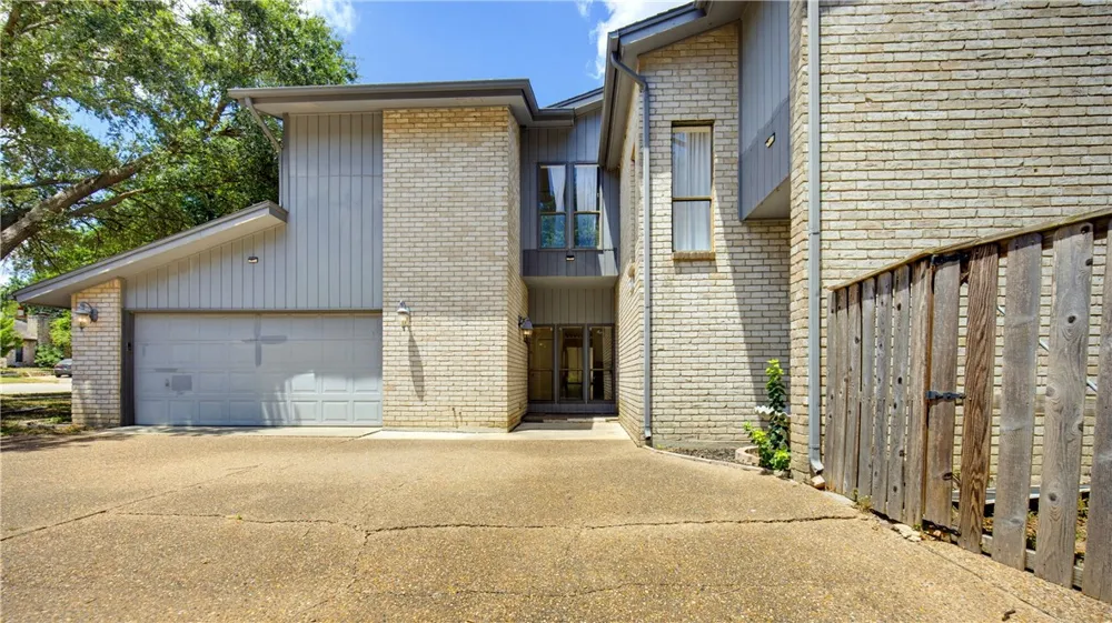 14732 Prairie Creek Drive Corpus Christi, TX 78410