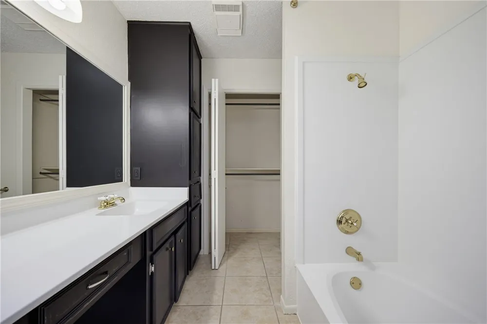14732 Prairie Creek Drive Corpus Christi, TX 78410