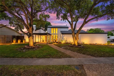 5326 Saint Andrews Drive