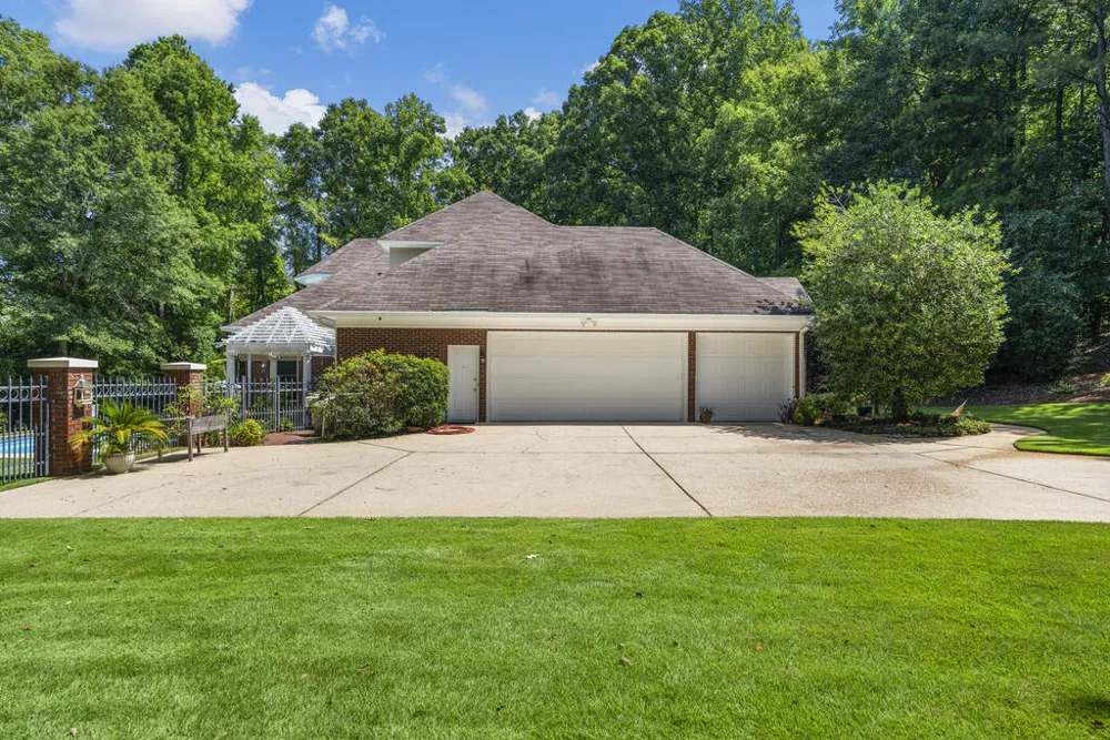 100 Waterview Court Cataula, GA 31804