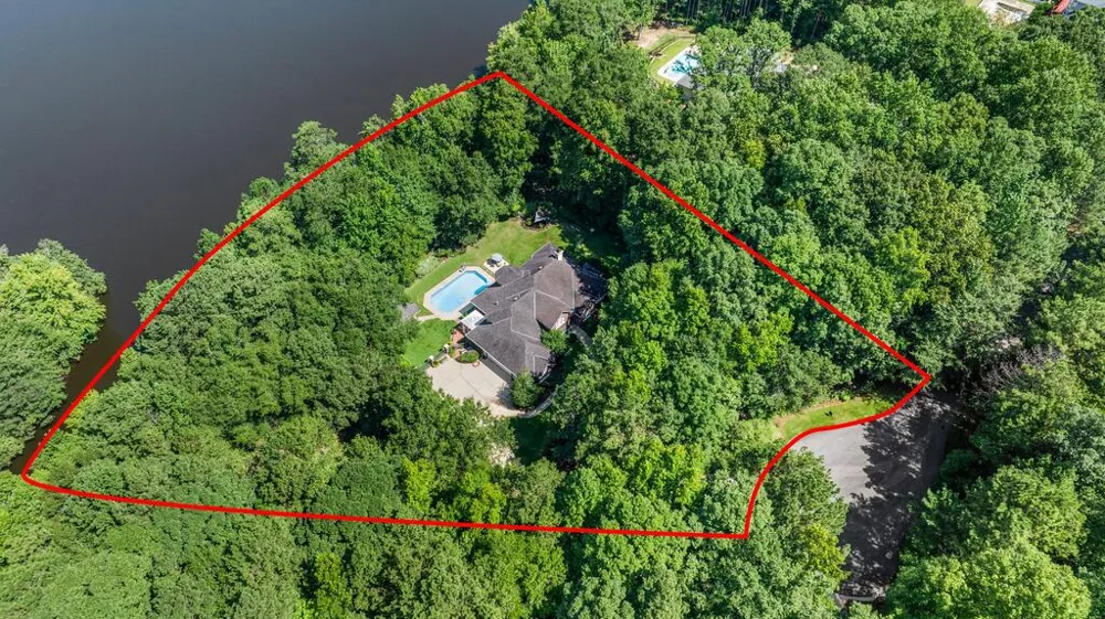 100 Waterview Court Cataula, GA 31804