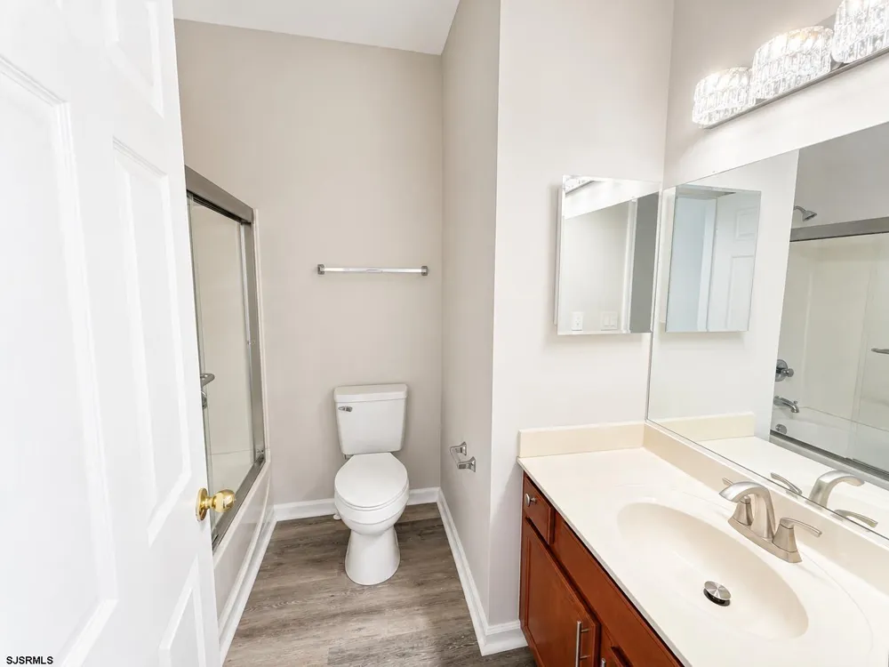 98 Gasko Mays Landing, NJ 08330