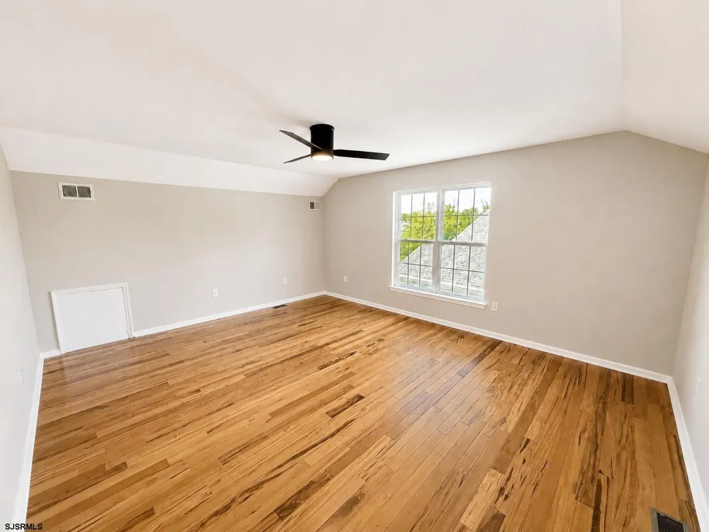 98 Gasko Mays Landing, NJ 08330