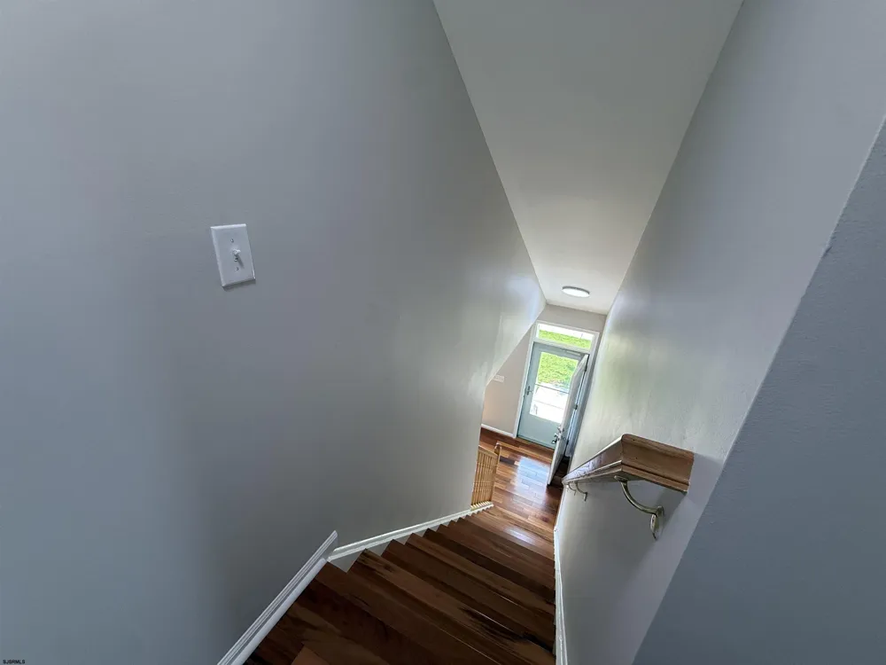 98 Gasko Mays Landing, NJ 08330