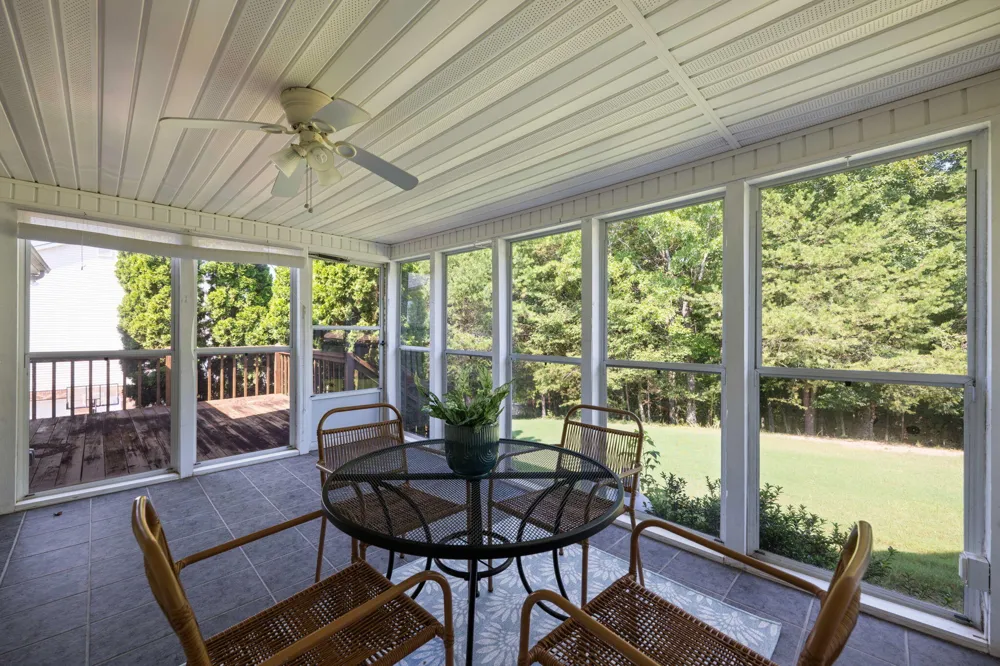 8837 River Cove Drive Harrison, TN 37341