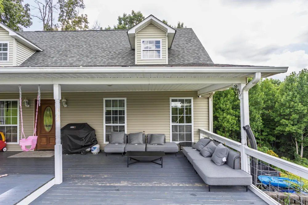 290 J L Davis Lane Evensville, TN 37332