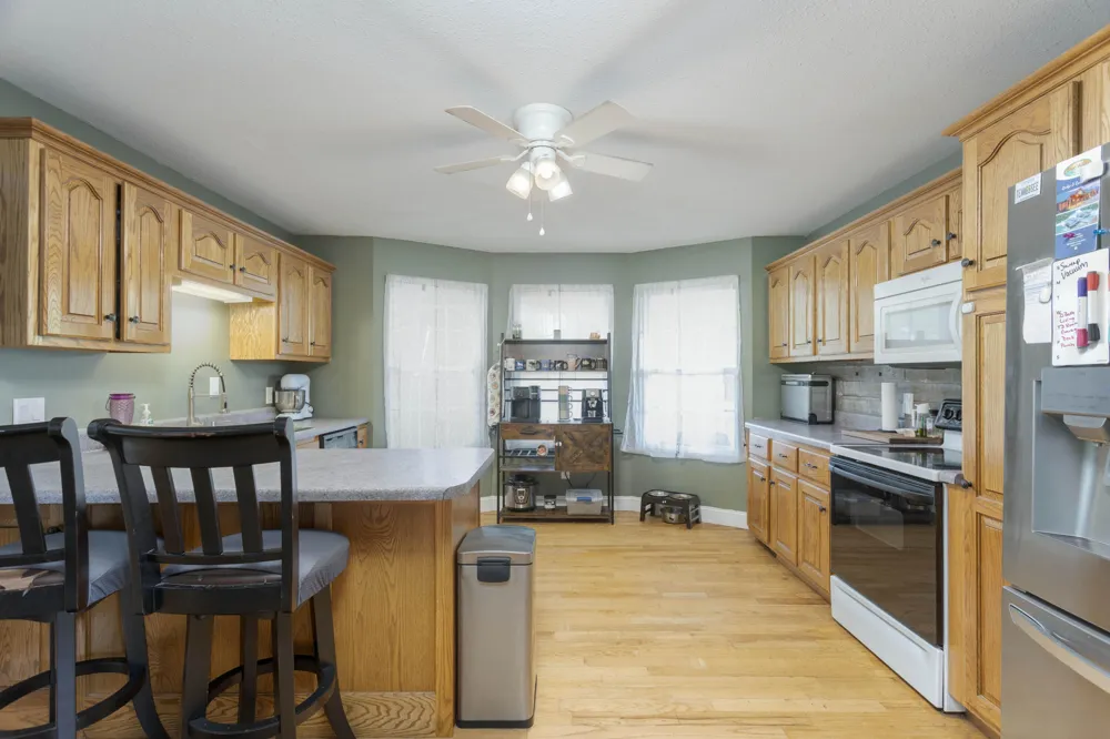 290 J L Davis Lane Evensville, TN 37332