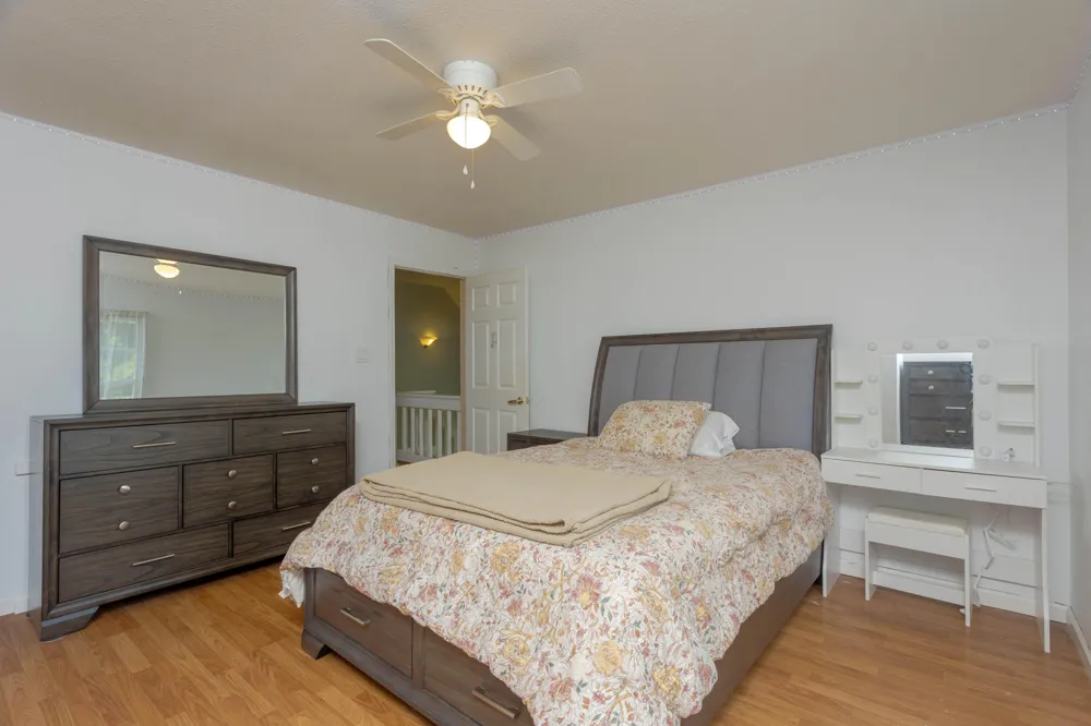 290 J L Davis Lane Evensville, TN 37332