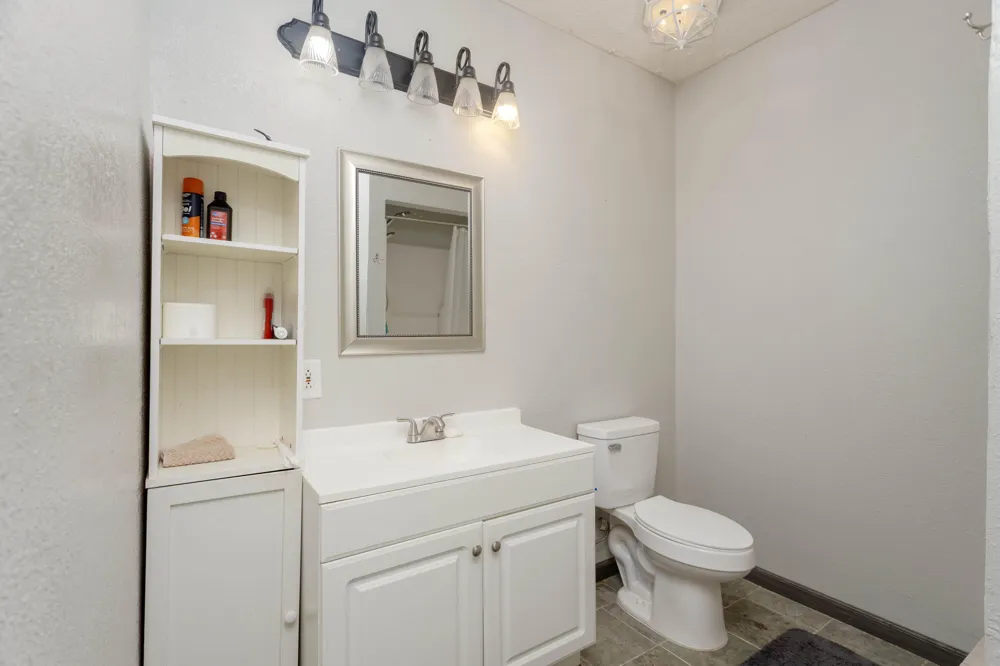 290 J L Davis Lane Evensville, TN 37332