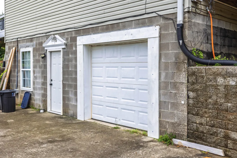 290 J L Davis Lane Evensville, TN 37332