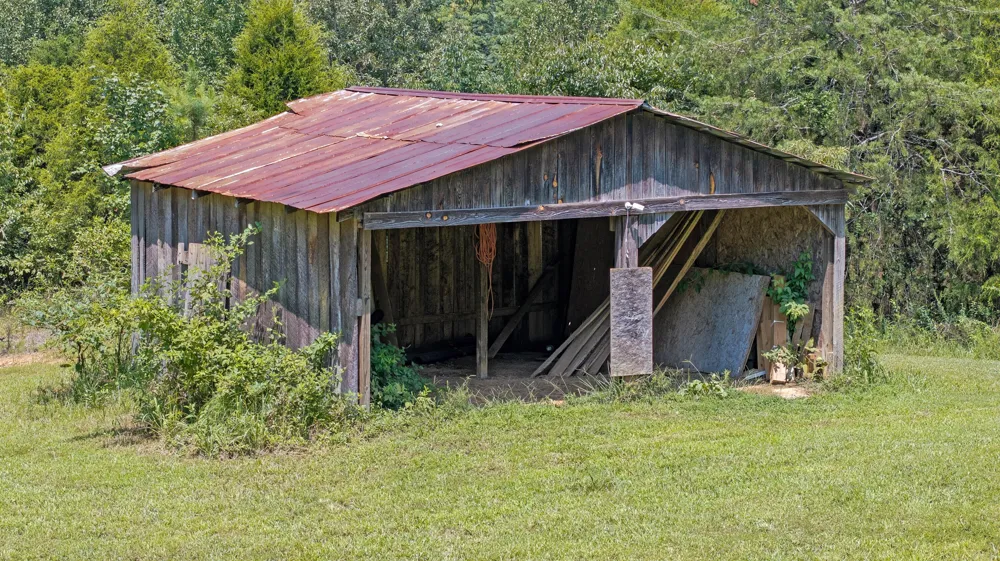290 J L Davis Lane Evensville, TN 37332