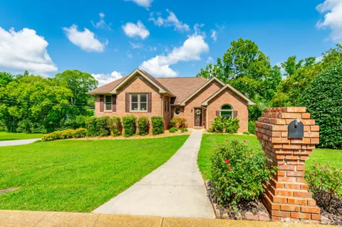 6503 Fox Den Lane
