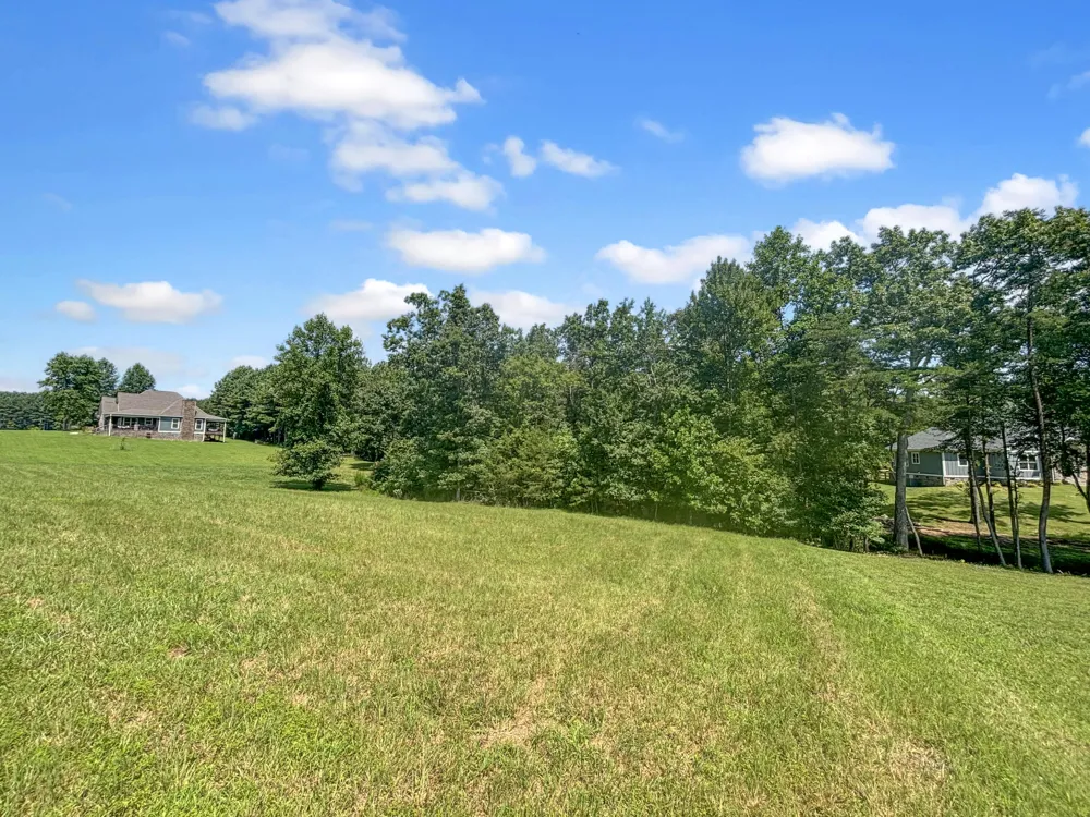 815 River Bluffs Drive Jasper, TN 37347