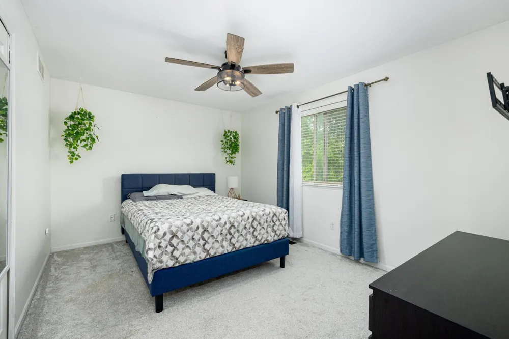 8949 Sunflower Drive Whitmore Lake, MI 48189