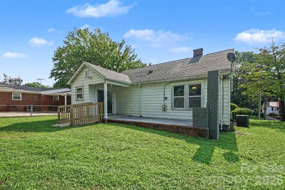 810 S Bostian Street China Grove, NC 28023