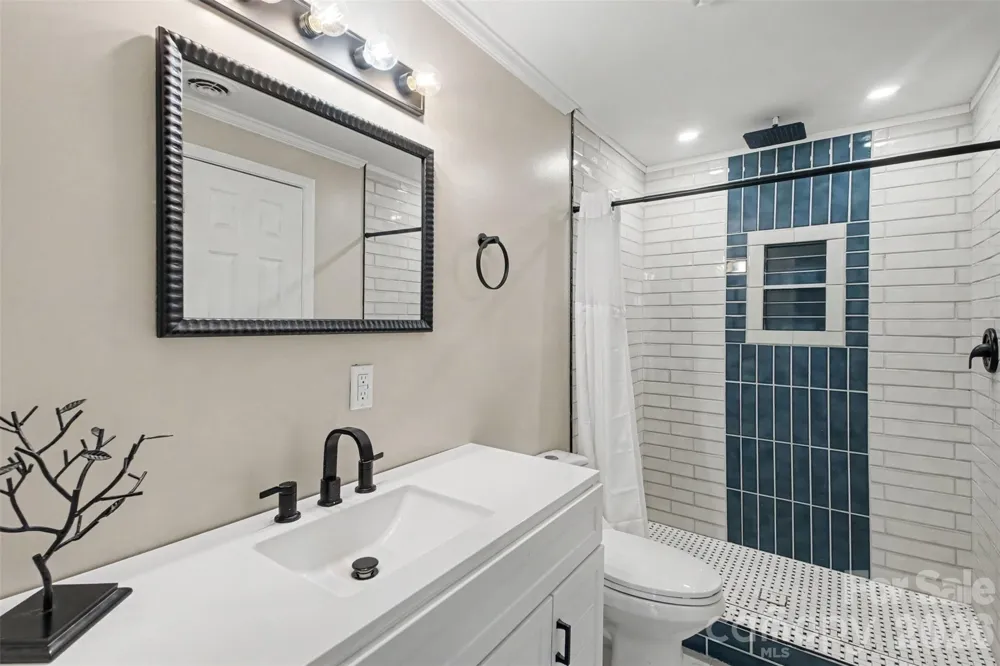 810 S Bostian Street China Grove, NC 28023