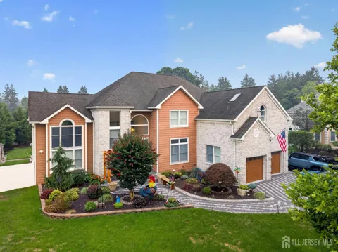 11 Winchester Drive