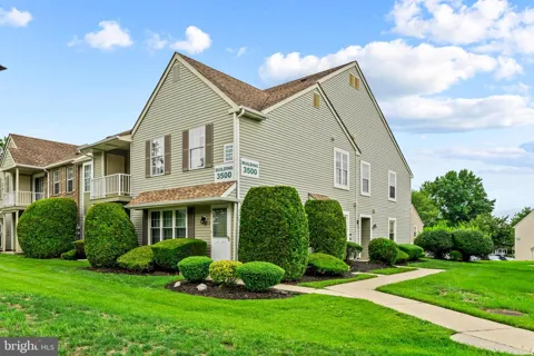 3520 NEILS COURT