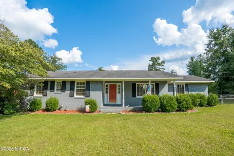 211 Virginia Circle