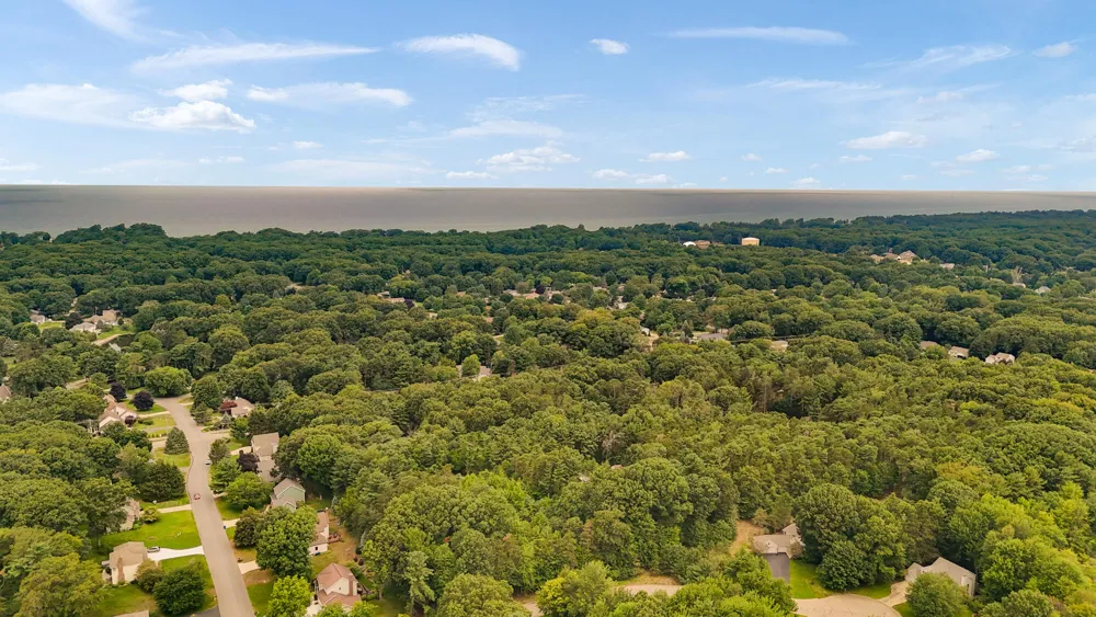 155 Summer Wind Holland, MI 49424