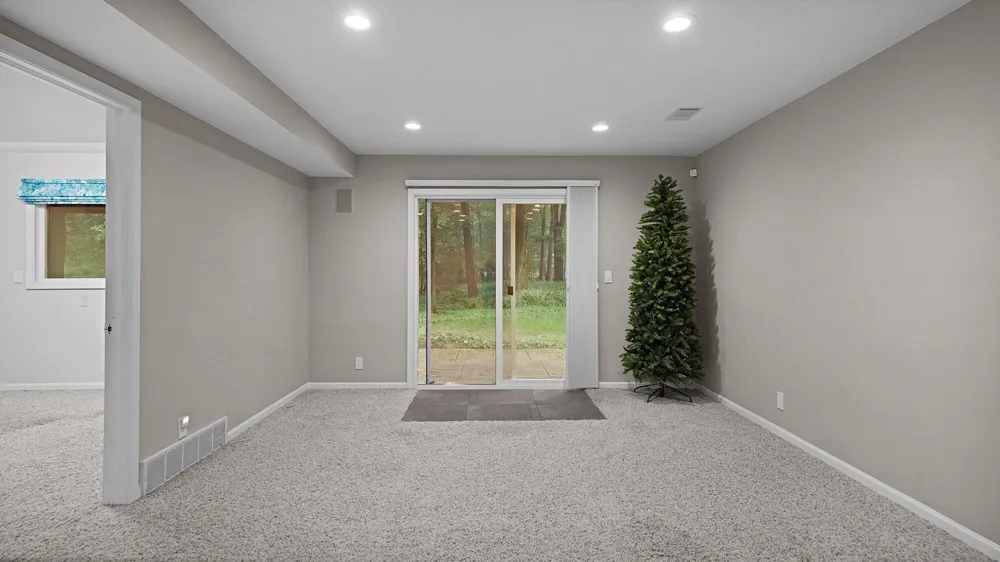 155 Summer Wind Holland, MI 49424