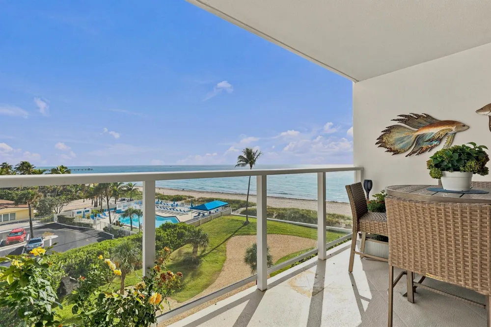 3900 Ocean Drive #4B Lauderdale By The Sea, FL 33308