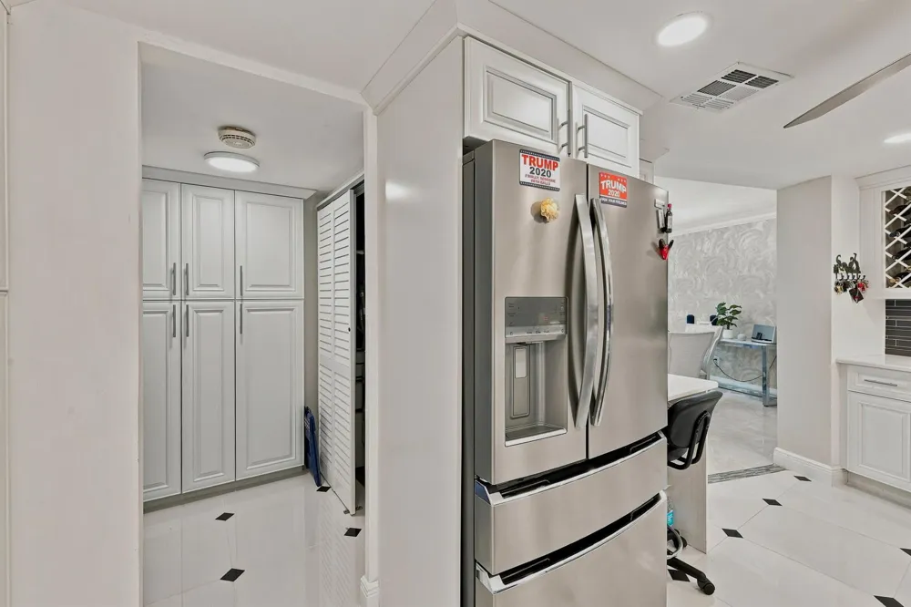 3900 Ocean Drive #4B Lauderdale By The Sea, FL 33308