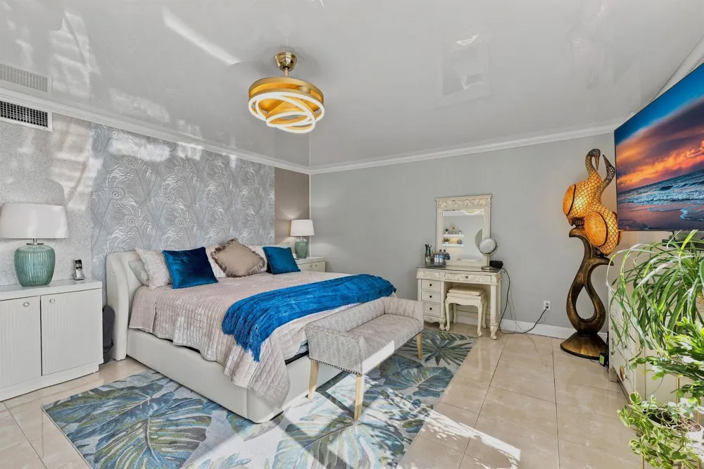 3900 Ocean Drive #4B Lauderdale By The Sea, FL 33308