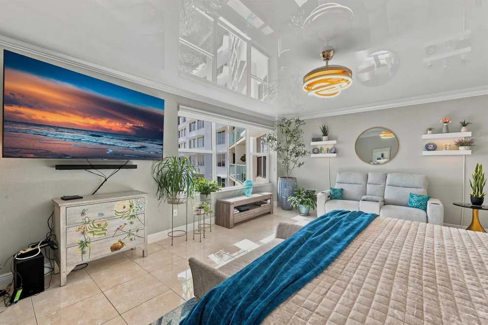 3900 Ocean Drive #4B Lauderdale By The Sea, FL 33308