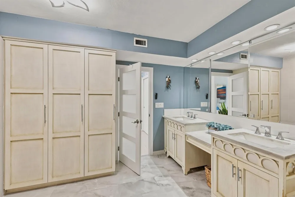 3900 Ocean Drive #4B Lauderdale By The Sea, FL 33308