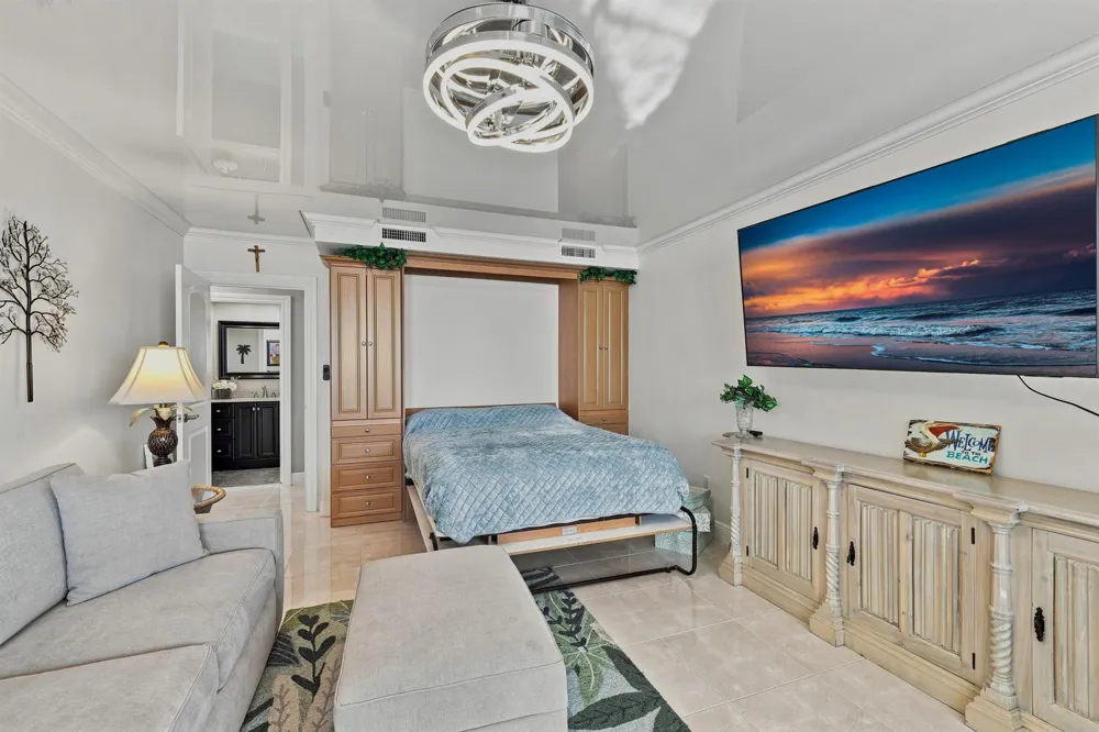 3900 Ocean Drive #4B Lauderdale By The Sea, FL 33308