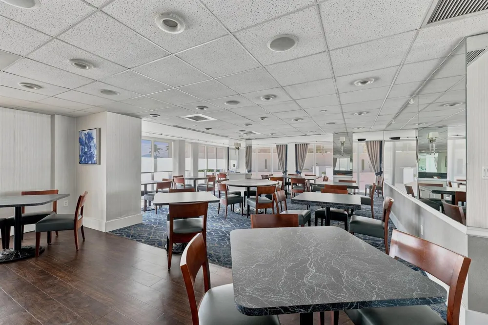 3900 Ocean Drive #4B Lauderdale By The Sea, FL 33308