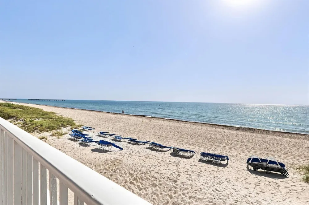 3900 Ocean Drive #4B Lauderdale By The Sea, FL 33308