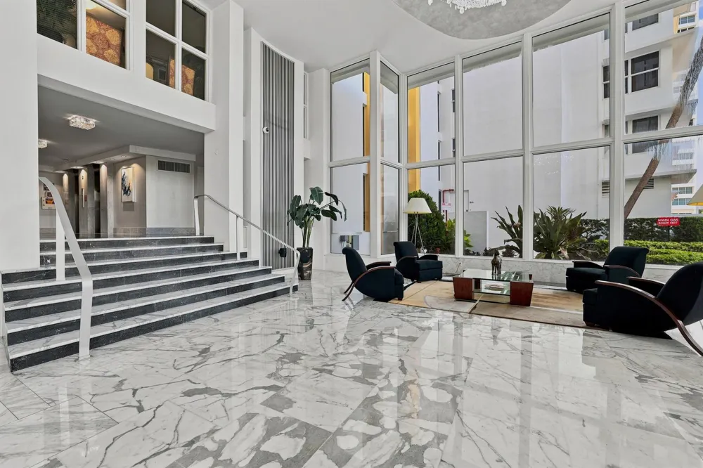 3900 Ocean Drive #4B Lauderdale By The Sea, FL 33308