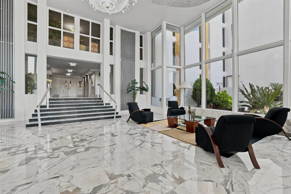 3900 Ocean Drive #4B Lauderdale By The Sea, FL 33308