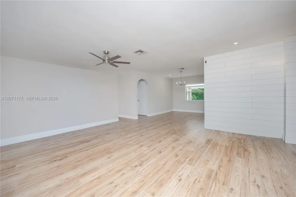 19431 Franjo Rd Cutler Bay, FL 33157