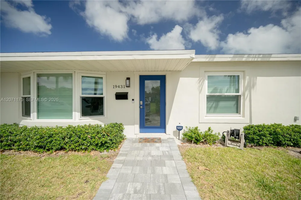 19431 Franjo Rd Cutler Bay, FL 33157