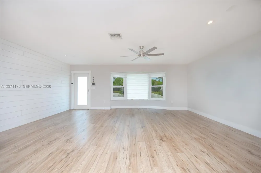 19431 Franjo Rd Cutler Bay, FL 33157
