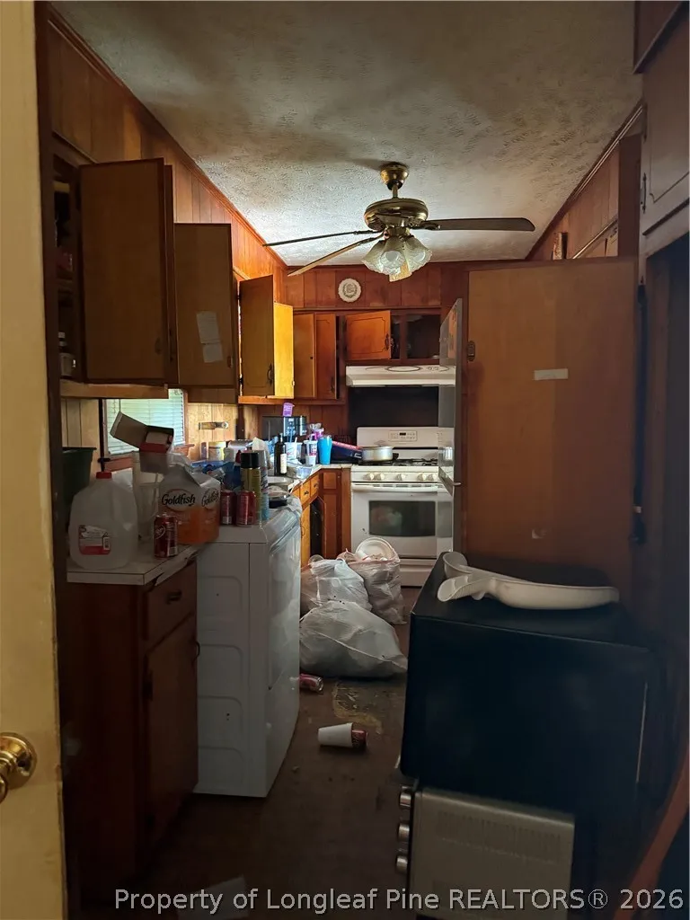 182 Pecan Road Fairmont, NC 28340